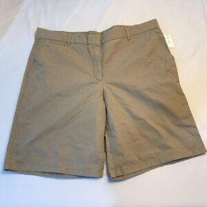 GAP Women's Classic Shorts Size 16 Tall with Pockets 11" Inseam Cotton NEW